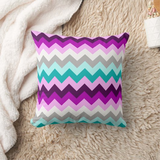 Purple White Teal Chevrons Throw Pillow クッション (ブランケット)