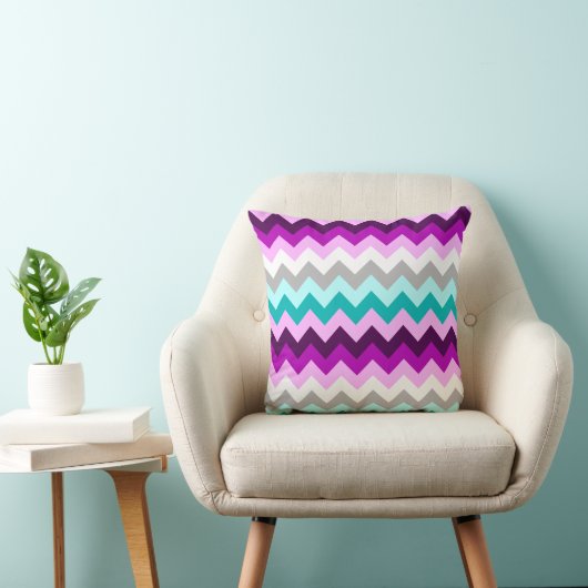 Purple White Teal Chevrons Throw Pillow クッション (椅子)