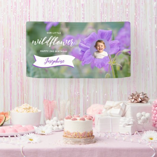 Purple Wildflower Custom Baby Photo Happy Birthday 横断幕 (パーティー)