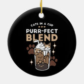 Purr-fectブレンド：キャット&コーヒー用のコーヒーデザイン セラミックオーナメント (裏面)
