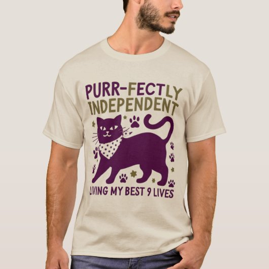 Purr-fectly Independent Cat Lover's Tシャツ (正面)