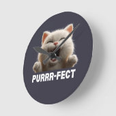 PURRR-FECT Hilarious Laughing Cat Meme T Shirt ラウンド壁時計 (傾斜)