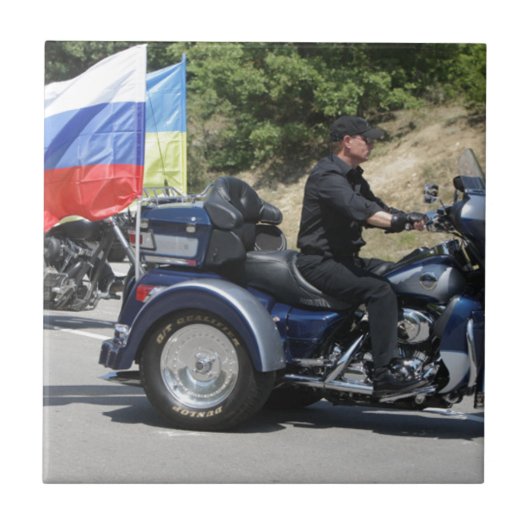 PutinはTrikeに乗ります! タイル (正面)