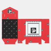  Pyramid Cube Black White Red                     フェイバーボックス (見開き)