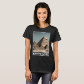 Pyramids of Giza Cairo Egypt Wanderlust Tシャツ (正面フル)