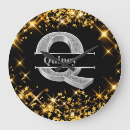 Qイニシャルパーソナライズされたシルバーモノグラムあなたの名前 ラージ壁時計