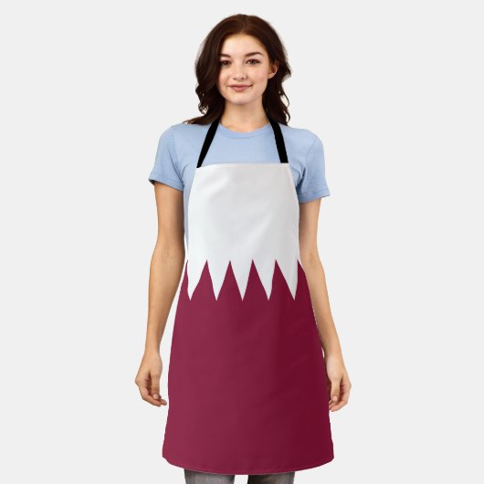 Qatar Flag エプロン (着用した状態)