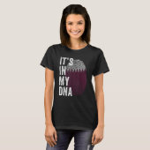 Qatar It's In My DNA Cute Qatari Fingerprint Qatar Tシャツ (正面フル)