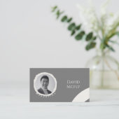 QRコーオーガニックドを使用したミニマリスト 名刺 (スタンド正面)