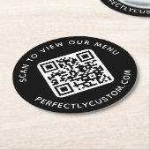 QRコーカスタムドスキャンしてメニュー文字ブラックを表示 ラウンドペーパーコースター (アングル)