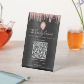 QRコードここにピンクのイチゴグリッターブラック 台座サイン (インサイチュ)