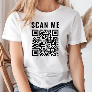 QRコードカスタムスキャン可能なくもの巣アドレスまたはリンクのスキャン Tシャツ