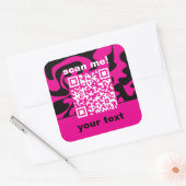 QRコードホットピンクブラックとホワイトブライトモダン スクエアシール (封筒)
