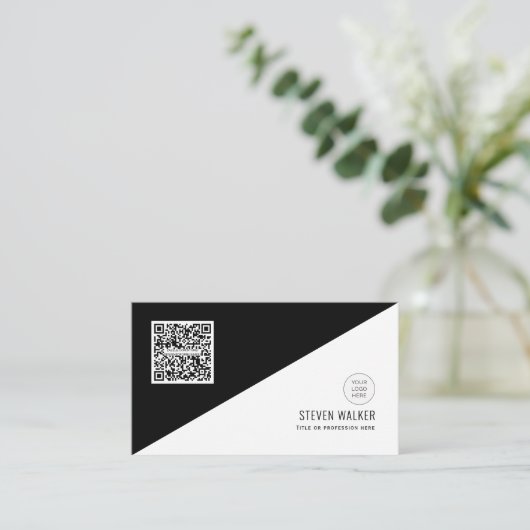 QRコードミニマモダンリストクリーンビジ企業のネス 名刺 (スタンド正面)