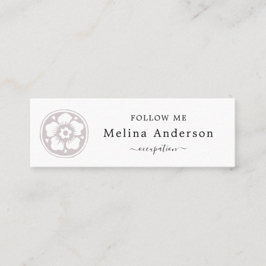 QRコードミュートされたピンクのソーシャルメディア スキニー名刺 (正面)