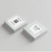 QRコード付きミニマル正方形デザイン スクエア名刺