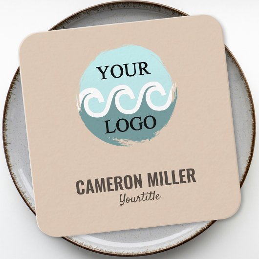 QRコード名刺、ソフトベージュロゴのミニマル化 スクエア名刺