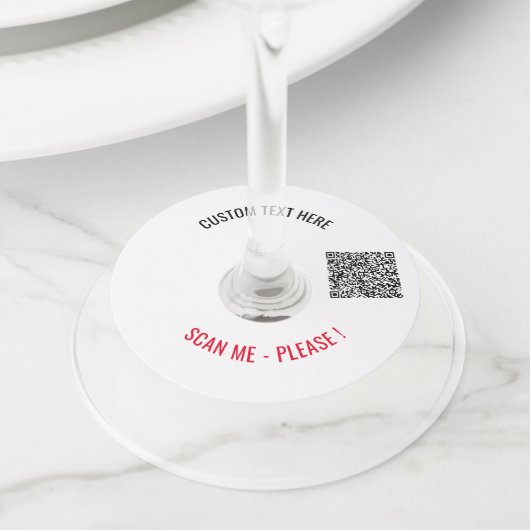 QRコード文字カスタムとカラーワイングラスラベル ワイングラスタグ (クローズアップ)