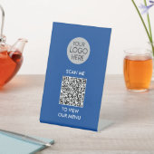 QRコード表示メニューへのスキャン | ビジネスカスタムロゴ 台座サイン (インサイチュ)