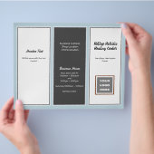 QRコード3折り紙ロゴ付き中立ビジネスパンフレット チラシ (手)