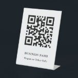 QRコード ブラック＆ホワイト モダンビジネス 台座サイン<br><div class="desc">QRコード付きのオリジナルビジネス用ペデスタルサインを作成しましょう。 詳細カスタマイズを行うには、リンクをクリックしてフォント、サイズ、色を変更してください。</div>