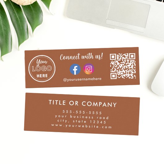 QrコードInstagramのFacebookロゴで接続 スキニー名刺