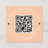 QRコードRSVPと縁どハートピーチ結婚ズ エンクロージャーカード (正面)