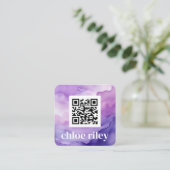 QRコーミニマルドパープル水色 スクエア名刺 (スタンド正面)