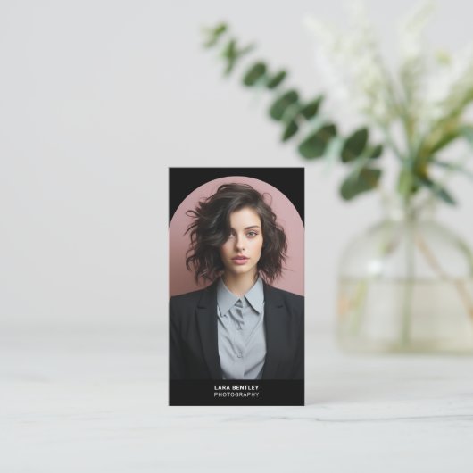 QRコーモダンドを使用したスタイリスト写真ソーシャルメディア 名刺 (スタンド正面)