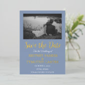 QRコーモダンドフォトスクリプトほこりっぽいブルー結婚ズ 箔招待状 (立ち正面)