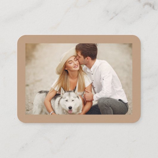 QR モダン RSVP写真結婚トープと白 エンクロージャーカード (裏面)