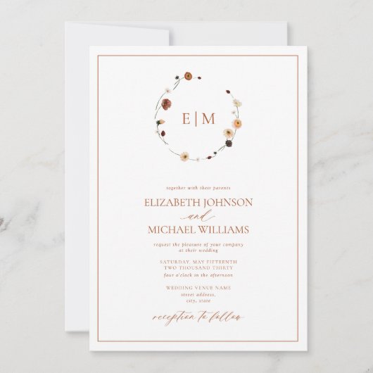 QR Code Burnt Rust Floral Wreath Monogram Wedding 招待状 (正面)