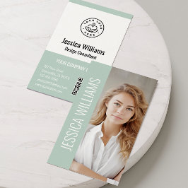 QR Code Business Logo Modern Professional Green 名刺