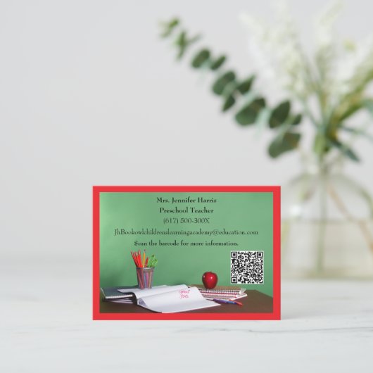 QR Code Red Grade School Preschool Teacher  名刺 (スタンド正面)