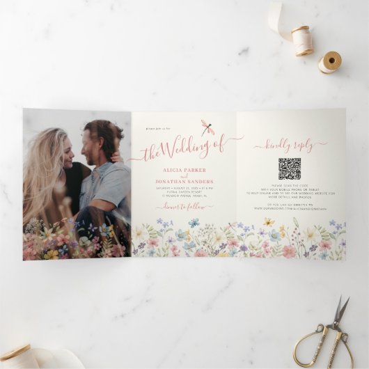 QR code RSVP all in one floral wedding 三つ折り招待状 (内部)