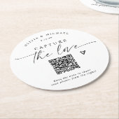 QR Code Wedding Modern Elegant Photo Sharing ラウンドペーパーコースター (アングル)