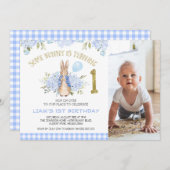 Quaint Blue Plaid Boys Bunny Rabbit 1st誕生日 招待状 (正面/裏面)