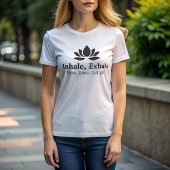 Qualt Lotus:インヘール、エクヘールインスピレーション女性の Tシャツ