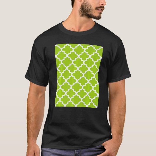 Quatrefoil Pattern In White Outline On Lime Green Tシャツ (正面)