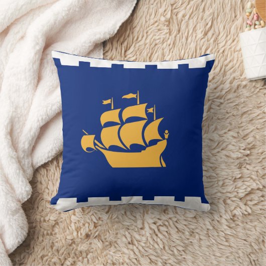 Quebec City, Canada Flag American MoJo Pillow クッション (ブランケット)