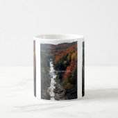 Queecheeの峡谷、Queechee、ヴァーモントの紅葉、 コーヒーマグカップ (中央)