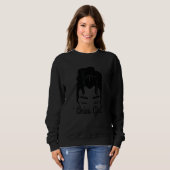 Queen Aries Girl Messy Bun Zodiac Symbol Sign Cost スウェットシャツ (正面フル)