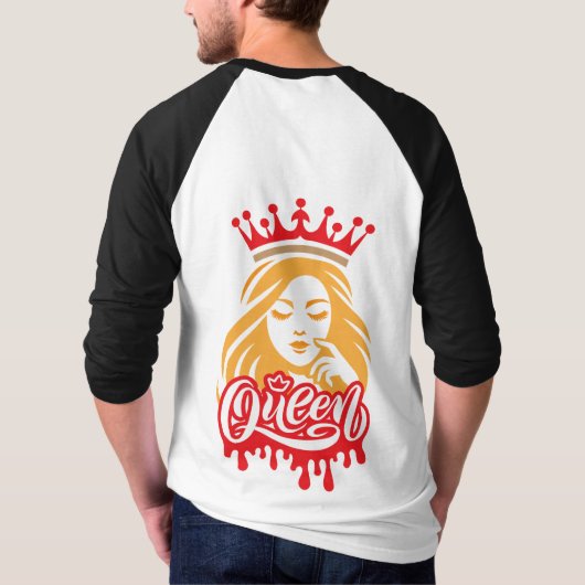 Queen Design – Elegant Royal Crown Typography for  Tシャツ (裏面)