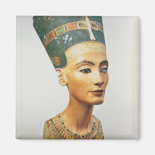 Queen Nefertitiのバスト、scのスタジオ マグネット (正面)