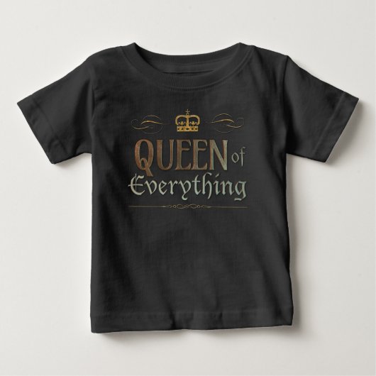 QUEEN of Everything -金ゴールド王室のクラウンレタリング ベビーTシャツ (正面)