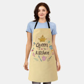 Queen of the Kitchen Charming Design エプロン (着用した状態)