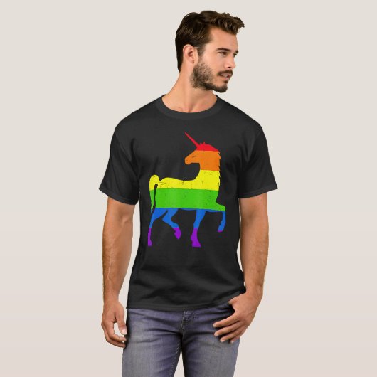 Queer Gay Pride Month Rainbow Flag Fantasy Unicorn Tシャツ (正面フル)
