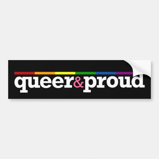 Queer&proudの黒いバンパーステッカー バンパーステッカー (正面)