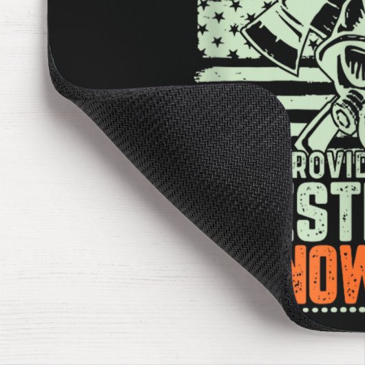 Questionable Knowledge Fireman Gift Proud Firefigh マウスパッド (コーナー)