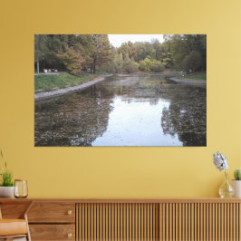 Quiet Autumn Lake – Scandinavian Edition キャンバスプリント